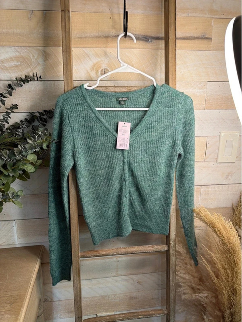 Button up cardigan‎